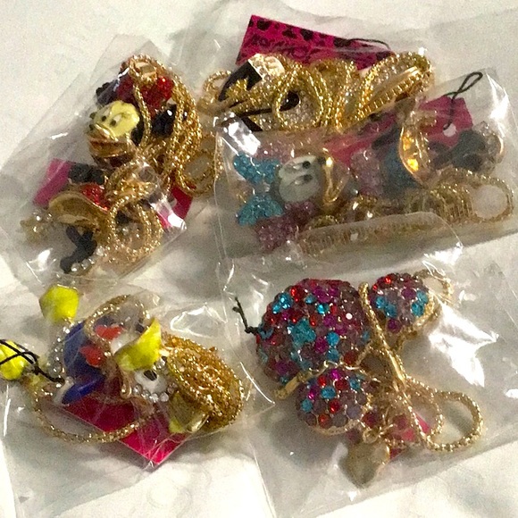 Betsey Johnson. Gold Tone Colorful Rhinestones Mickey Brooch/Necklace - Picture 10 of 10